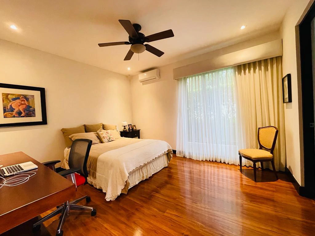 One Floor House for Sale Wide Garden Santa Ana Costa Rica - Gallery image 14