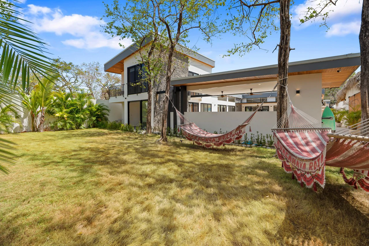 Casa Guacamaya Roja: Luxury Home in Playa Grande - Gallery image 15
