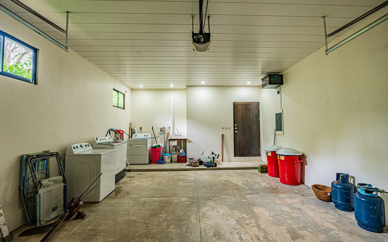 Riverfront Baru Estate Luxury Oasis Walkable to Playa Dominical - Gallery image 43