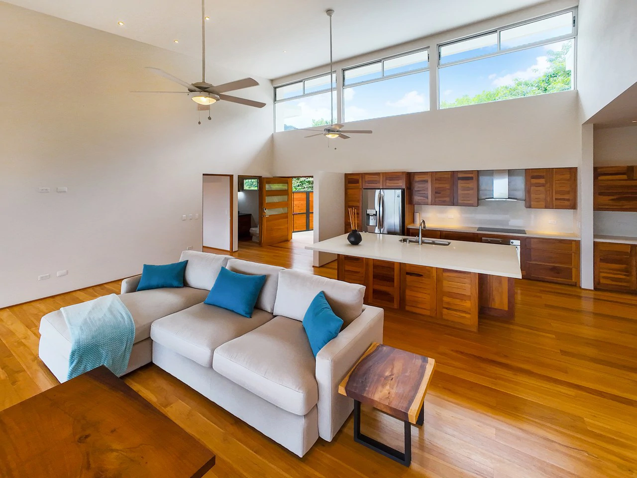 Mar Mystique Haven: Your Dream Home with Stunning Ocean Views - Gallery image 8