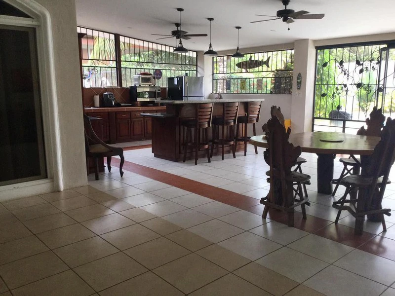 Amazing Casa Solara in Bejuco!: Huge home with pool on oversized lot close to the beach! - Gallery image 29