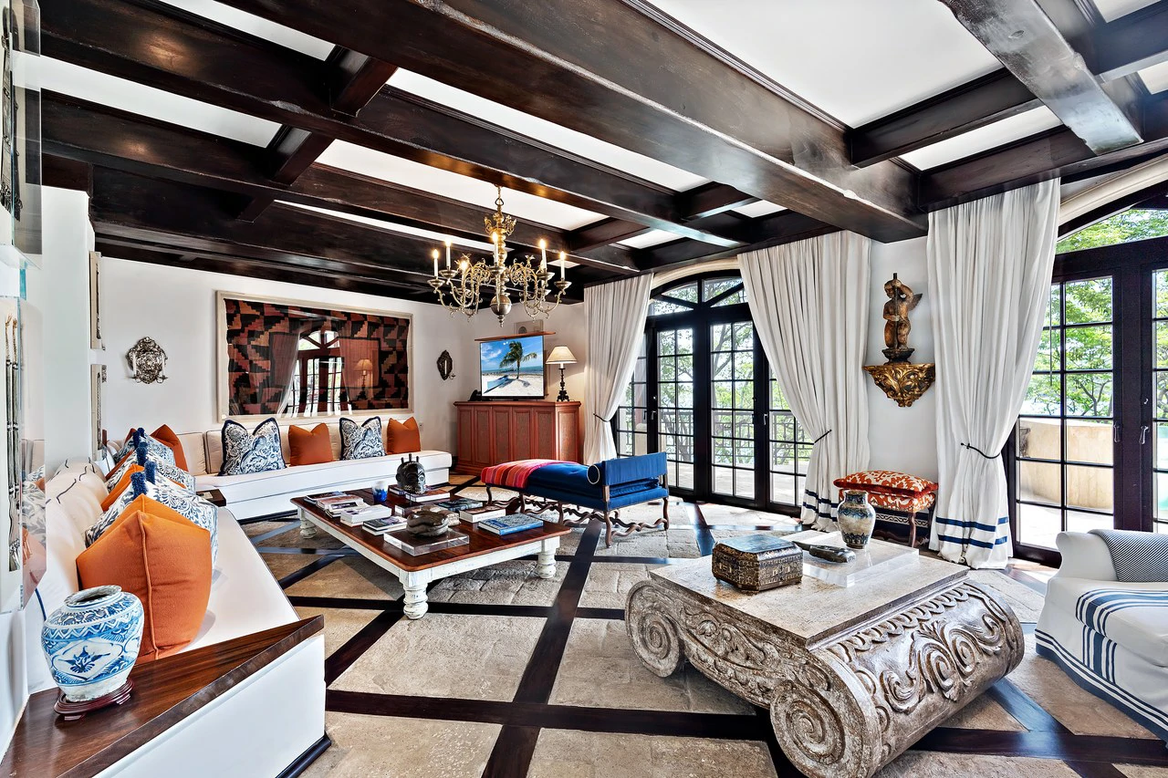 27 Cartagena: Unique Luxury Beachfront Home - Gallery image 8