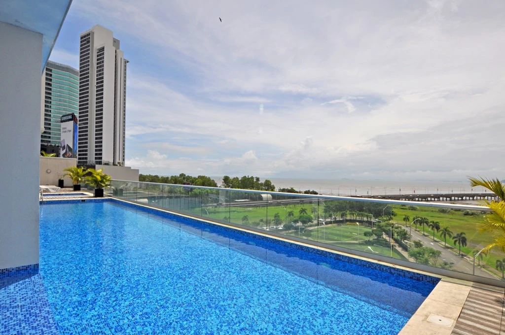 Amazing space with stunning views ! - photo 20