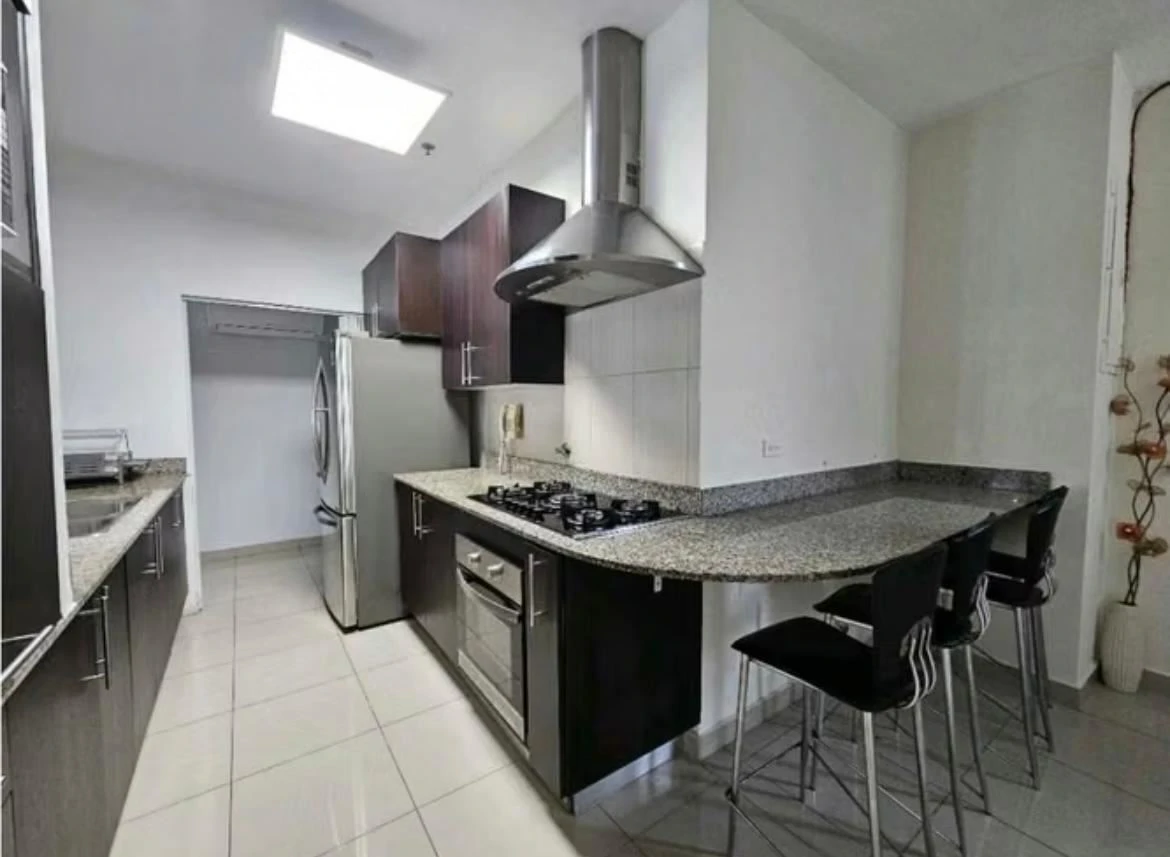 Apartment for Sale in San Francisco - photo 5