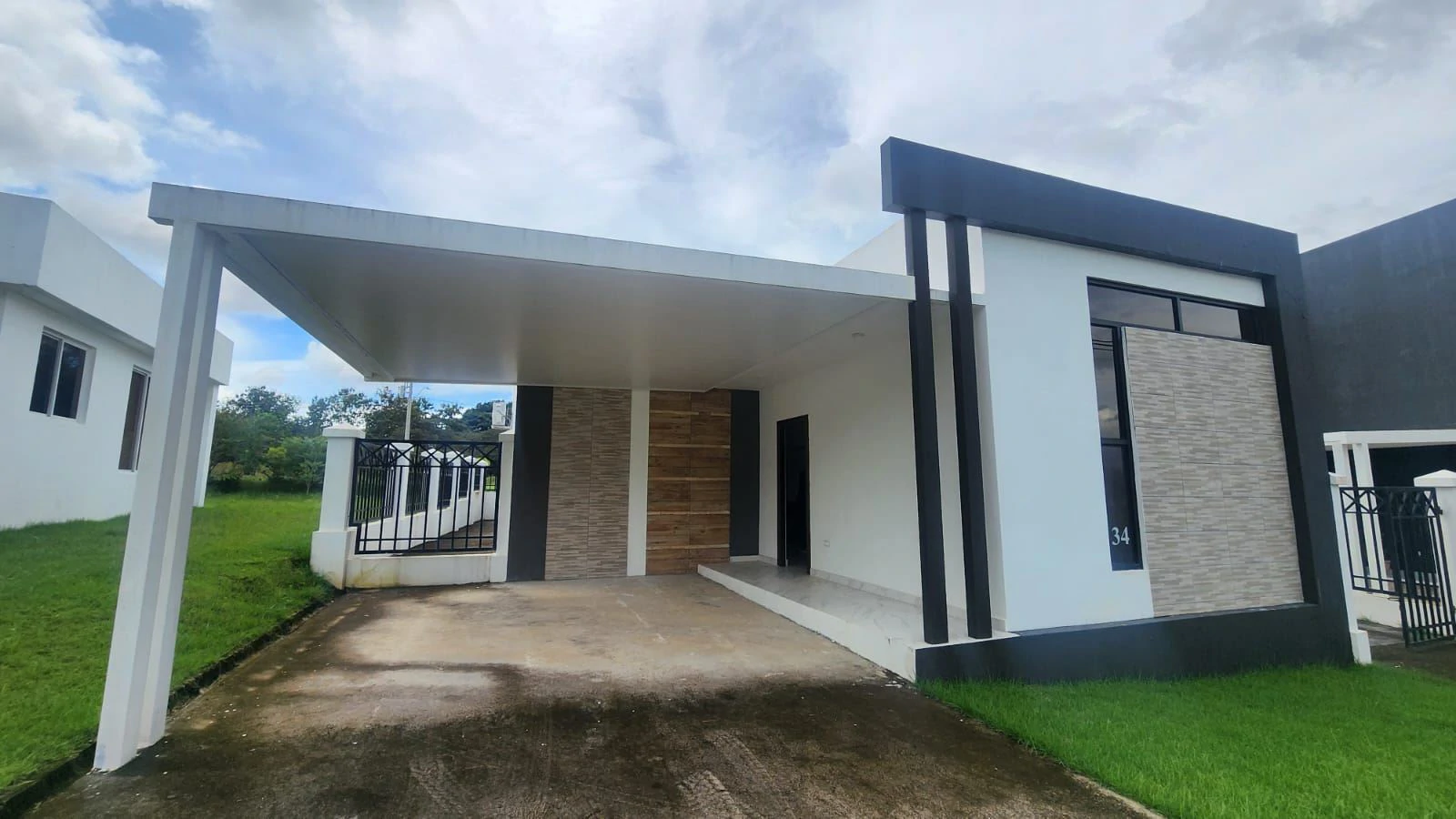 HOUSE FOR SALE | PH JARDINES ESPINO DE LA ROSA - SANTIAGO DE VERAGUAS