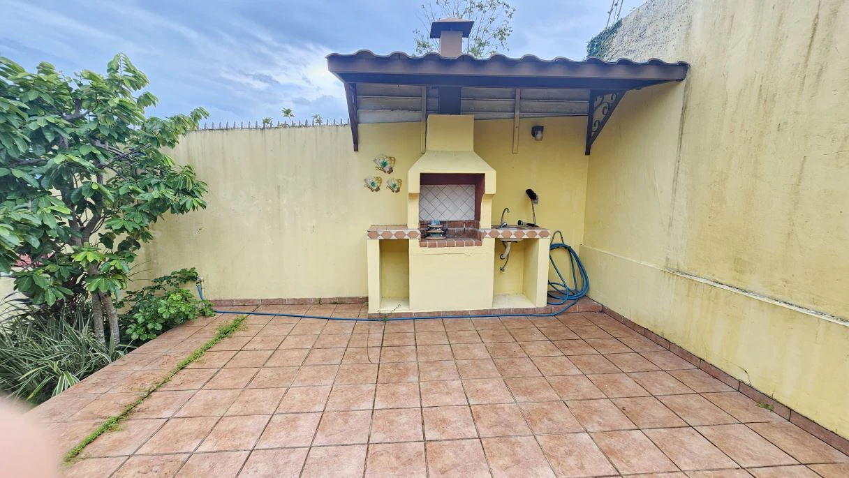 Spectacular 3-Level Residence in El Avance Betania! – Ample Space, Strategic Zoning & Income Potential. - photo 16