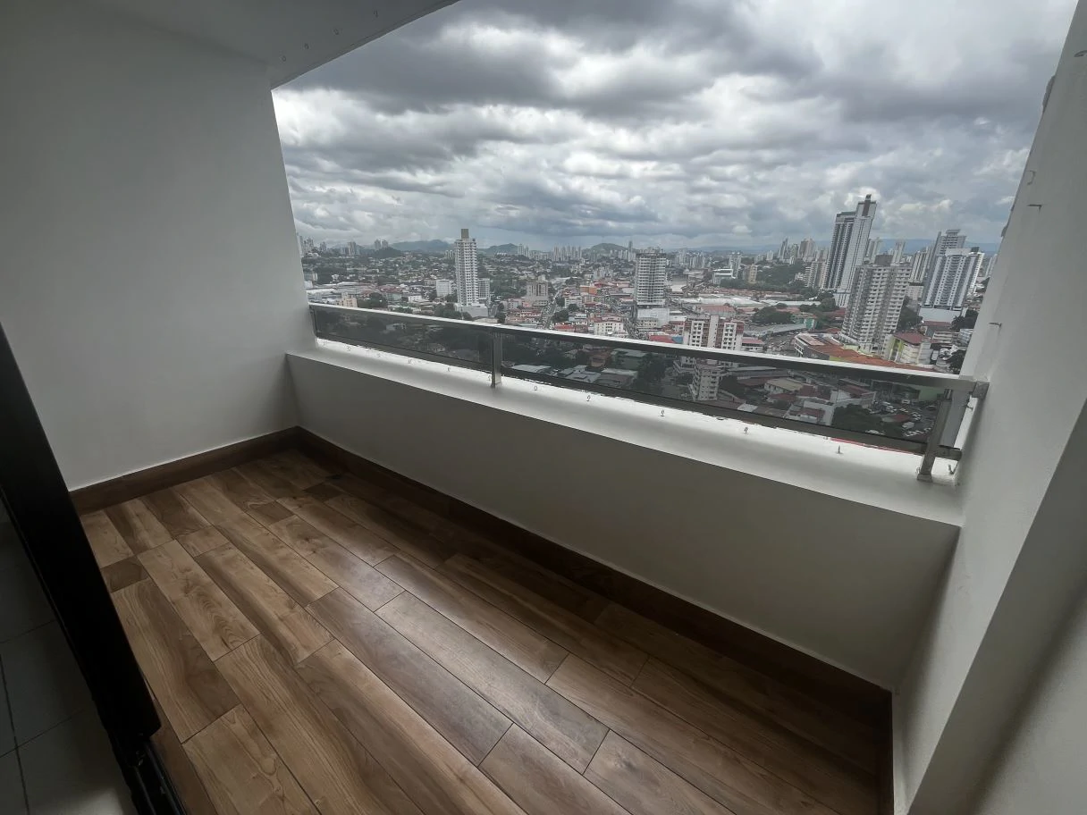 Prime location Apartment in el Carmen-PH CARRERAS