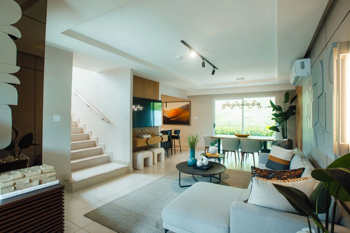 VALLARTA RESIDENCES | Space, Comfort & Appreciation Potential in Paseo del - photo 3