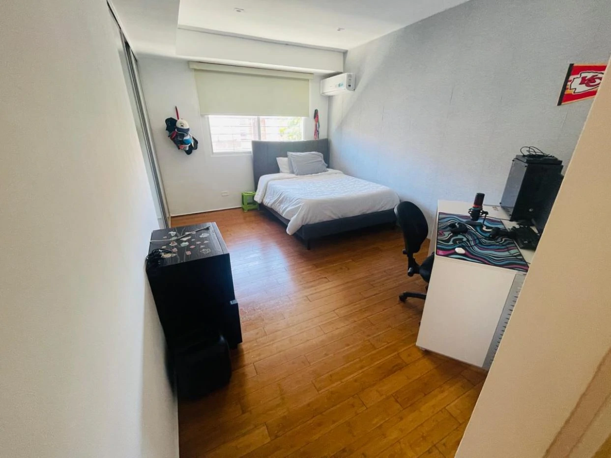 House for Sale in the Heart of Obarrio - photo 13