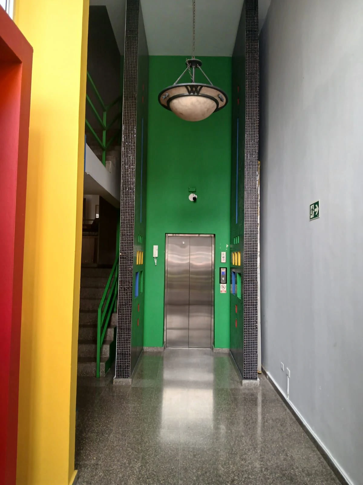 Apartment for Sale in Exclusive La Alameda - photo 3