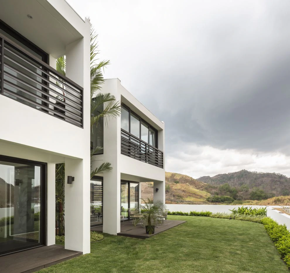 House - Prime Residential Investment Opportunity in Altos de Panama | Barrio Alto – "Ensenada" - photo 17