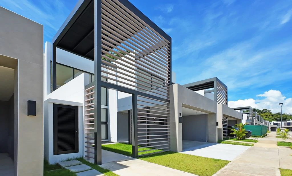 SINGLE FAMILY HOMES