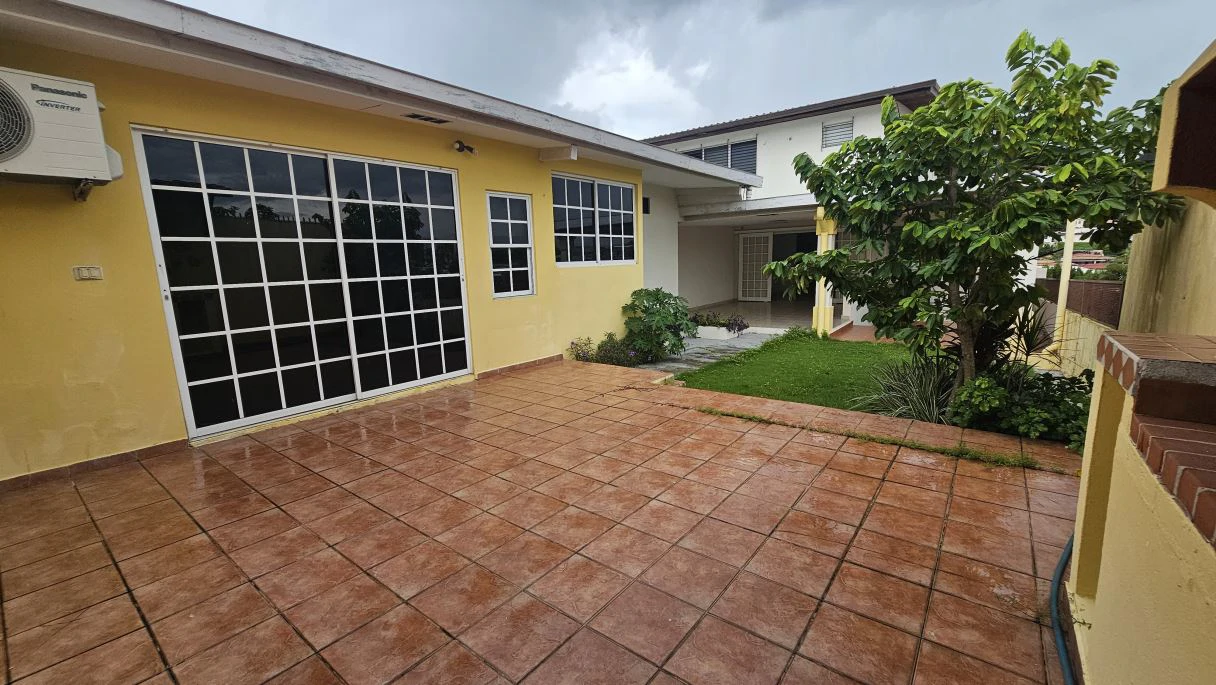 Spectacular 3-Level Residence in El Avance Betania! – Ample Space, Strategic Zoning & Income Potential. - photo 14