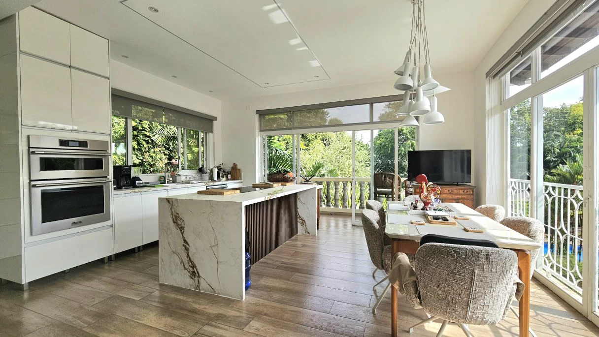 2. Luxury Residence in Altos de Golf, Panama City - photo 6