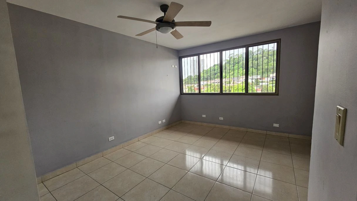 Spectacular 3-Level Residence in El Avance Betania! – Ample Space, Strategic Zoning & Income Potential. - photo 11