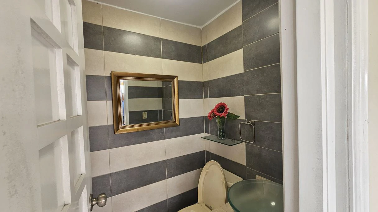 Spectacular 3-Level Residence in El Avance Betania! – Ample Space, Strategic Zoning & Income Potential. - photo 17