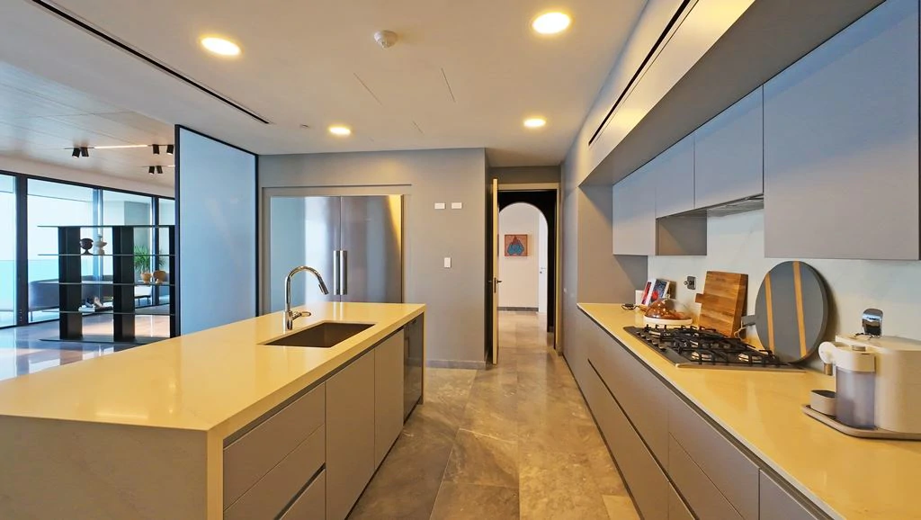 Upper East Tower - Costa del Este - photo 10