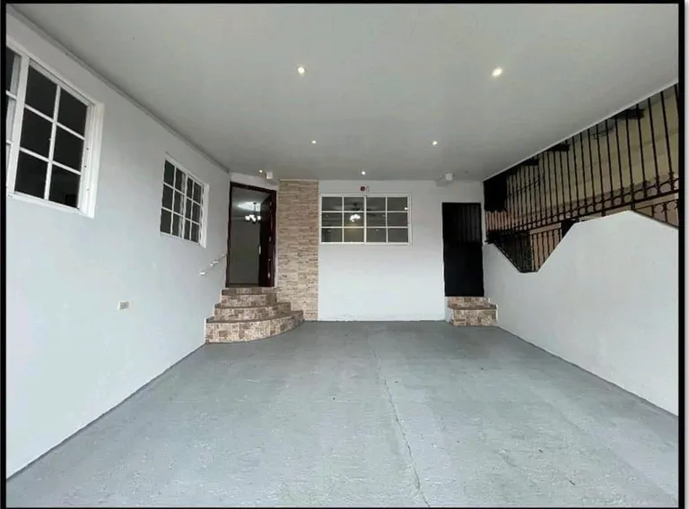 House for sale in CERRO VIENTO | Spacious, comfortable & move-in ready