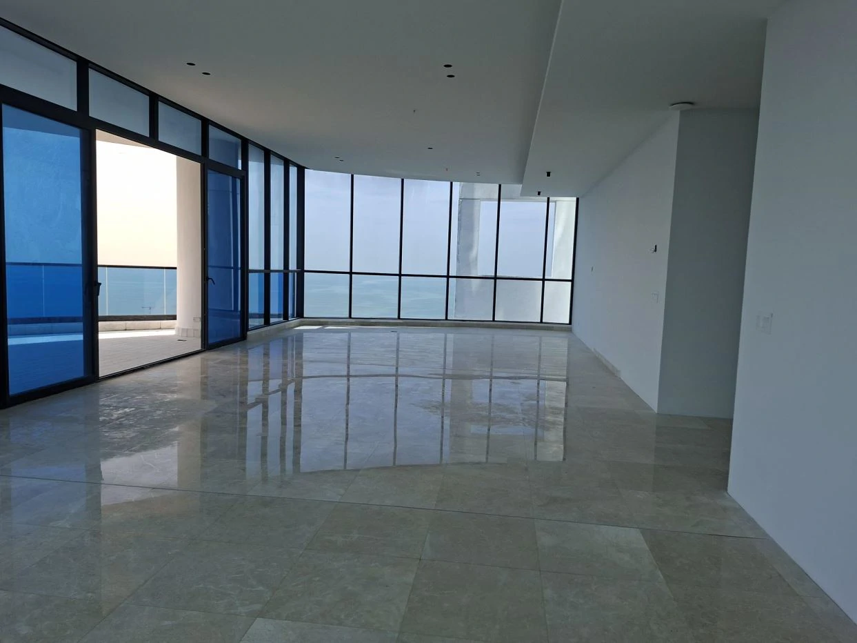 FOR SALE- Penthouse in Punta Paitilla, Panama City, Panama - photo 10