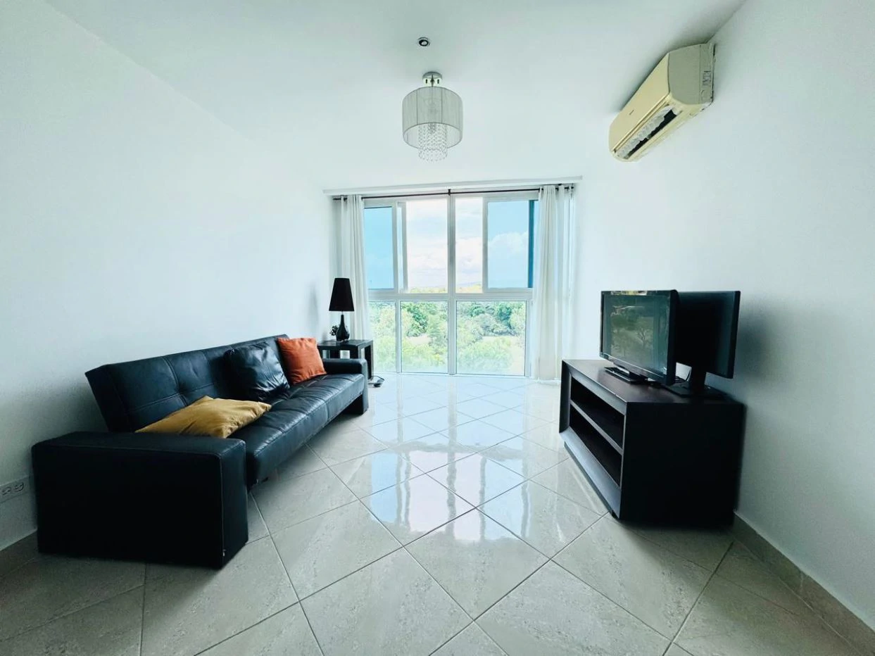 OPPORTUNITY! Tourist Apartment Condo-Hotel for sale in Ibiza Playa Corona - photo 7
