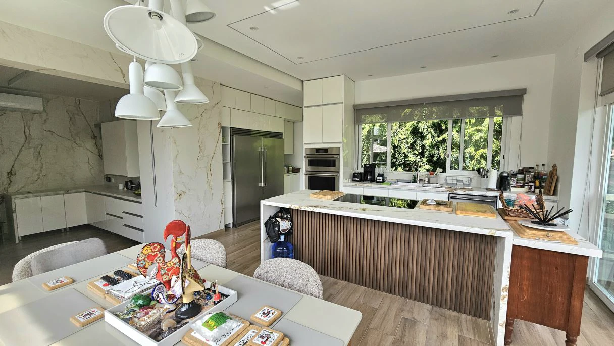 2. Luxury Residence in Altos de Golf, Panama City - photo 18