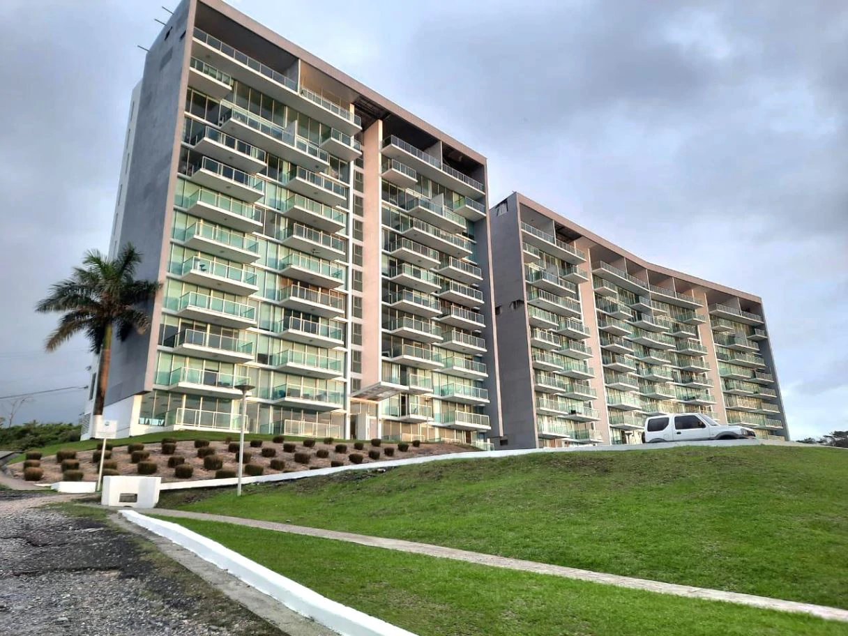APARTMENT FOR SALE AT BALA BEACH COLON - photo 11