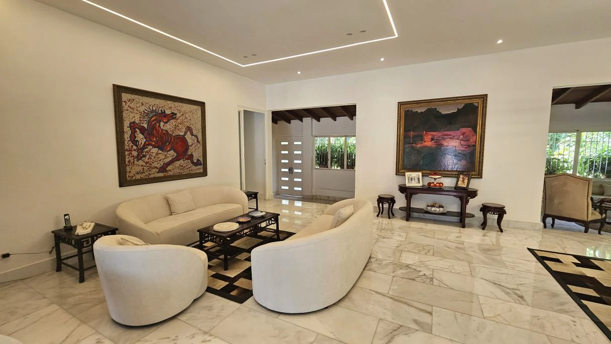 2. Luxury Residence in Altos de Golf, Panama City - photo 17