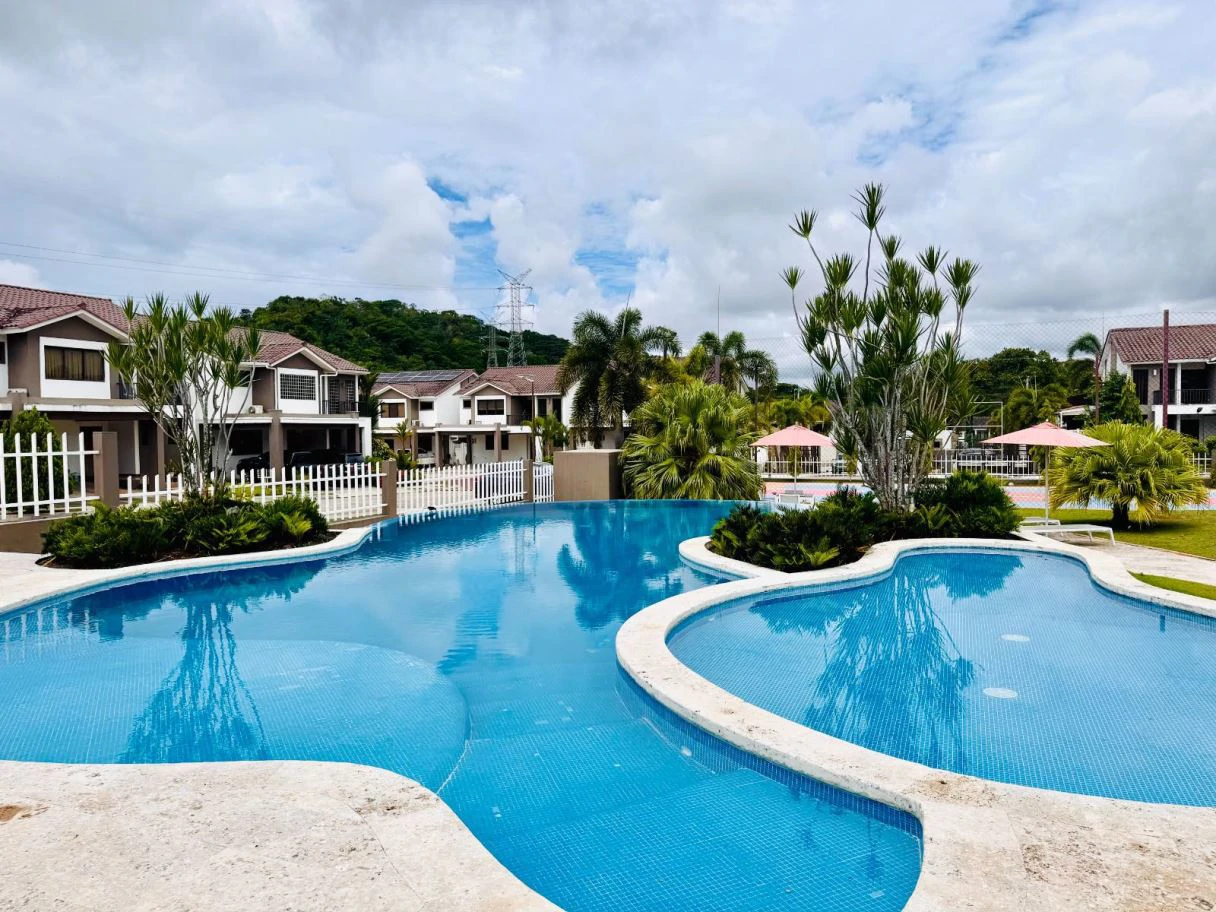 HOUSE FOR SALE IN PASEO DEL NORTE | SPACE, COMFORT & A HIGH-GROWTH LOCATION - photo 18