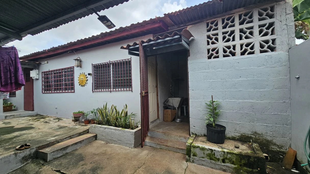 House for sale in Betania + Annex (sepárate housing unit) - photo 11