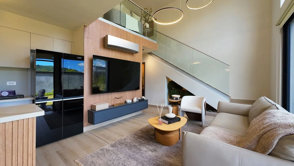 Country Retreat - photo 2