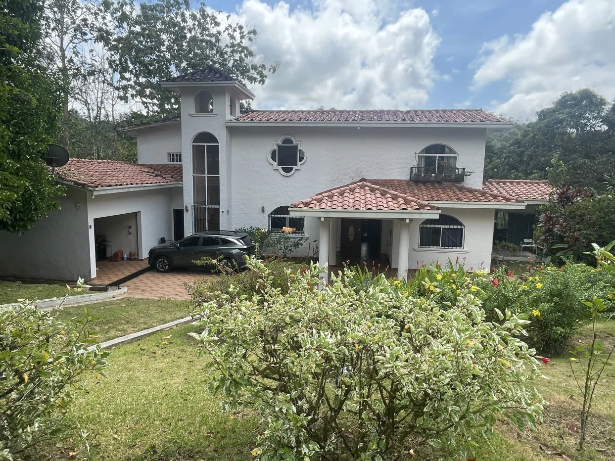 House for Sale PH Brisas de Los Lagos - Fully equipped and furnished