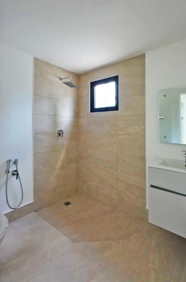 Investment Opportunity in Top Location - photo 22