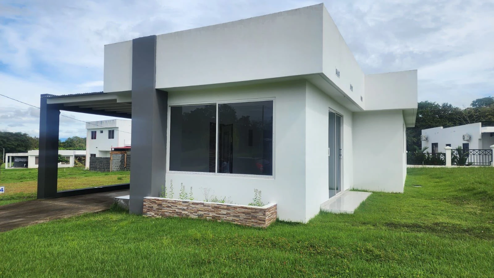 HOUSE FOR SALE | PH JARDINES ESPINO DE LA ROSA – SANTIAGO DE VERAGUAS