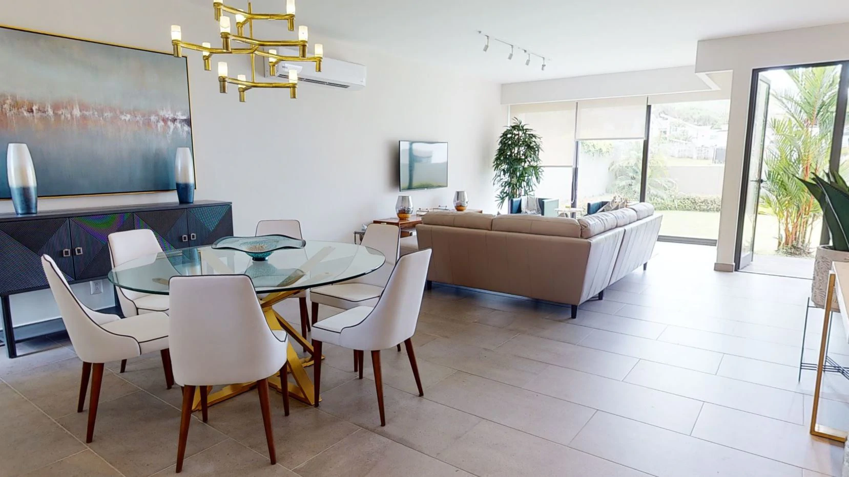 Exceptional Family Residence & Investment Opportunity in Altos de Panama | VIVEROS MODEL - photo 8