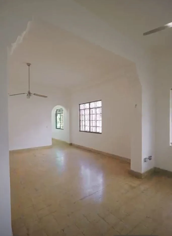 Commercial House for Sale in Bella Vista - photo 7