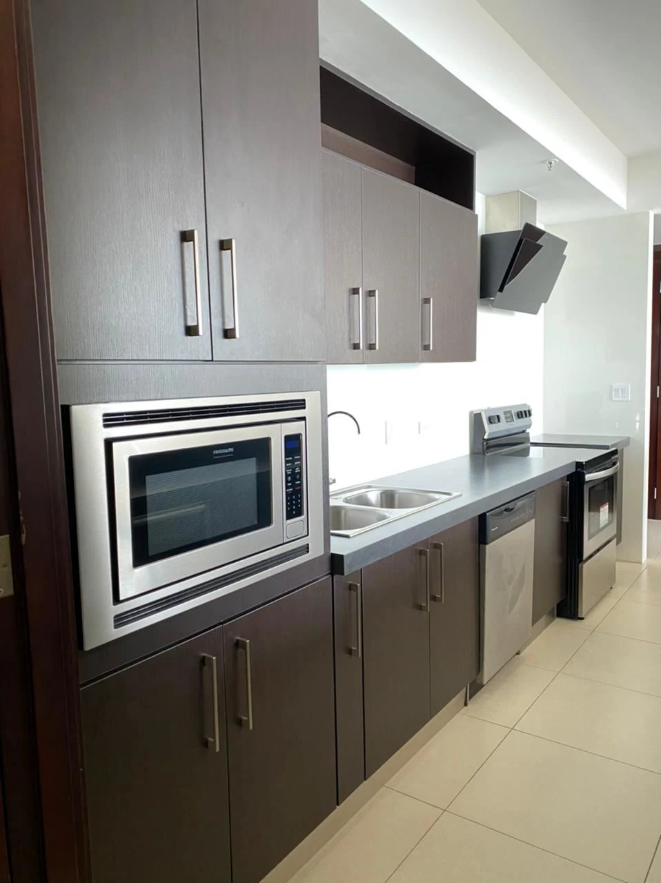 Immediate Rental Income — Oceanaire Punta Pacifica, Ocean View - photo 4