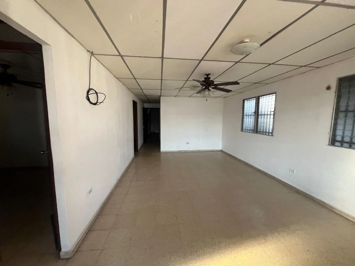 House for sale in Chanis - photo 4