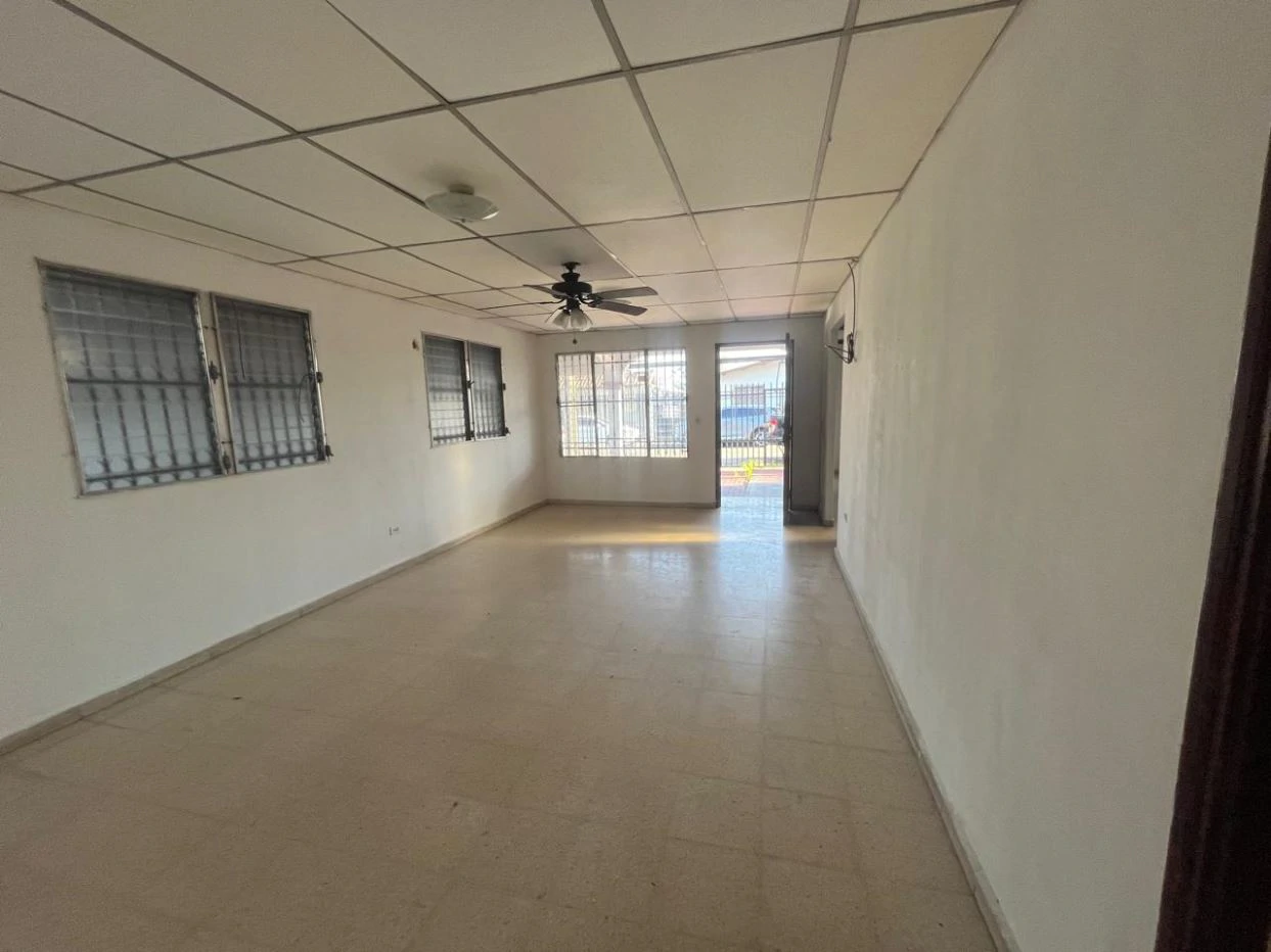House for sale in Chanis - photo 3