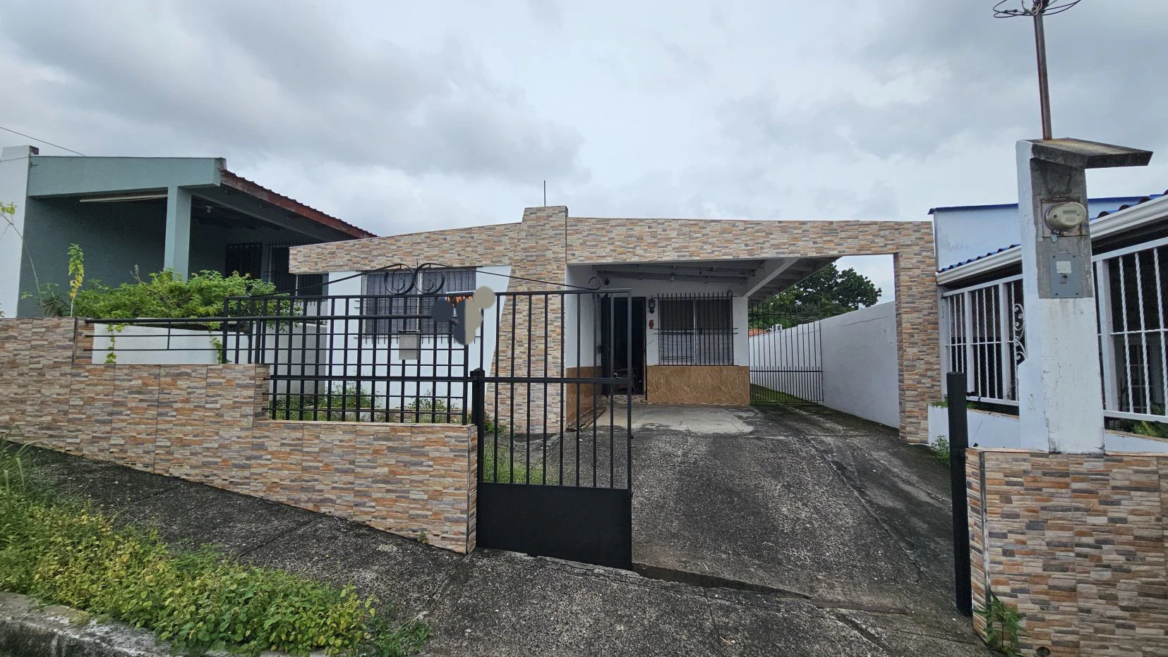 House for sale in Colinas Dorasol