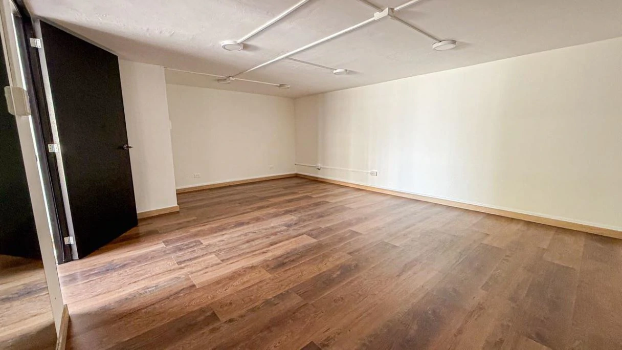 4-Level House for Sale in La Alameda - photo 30