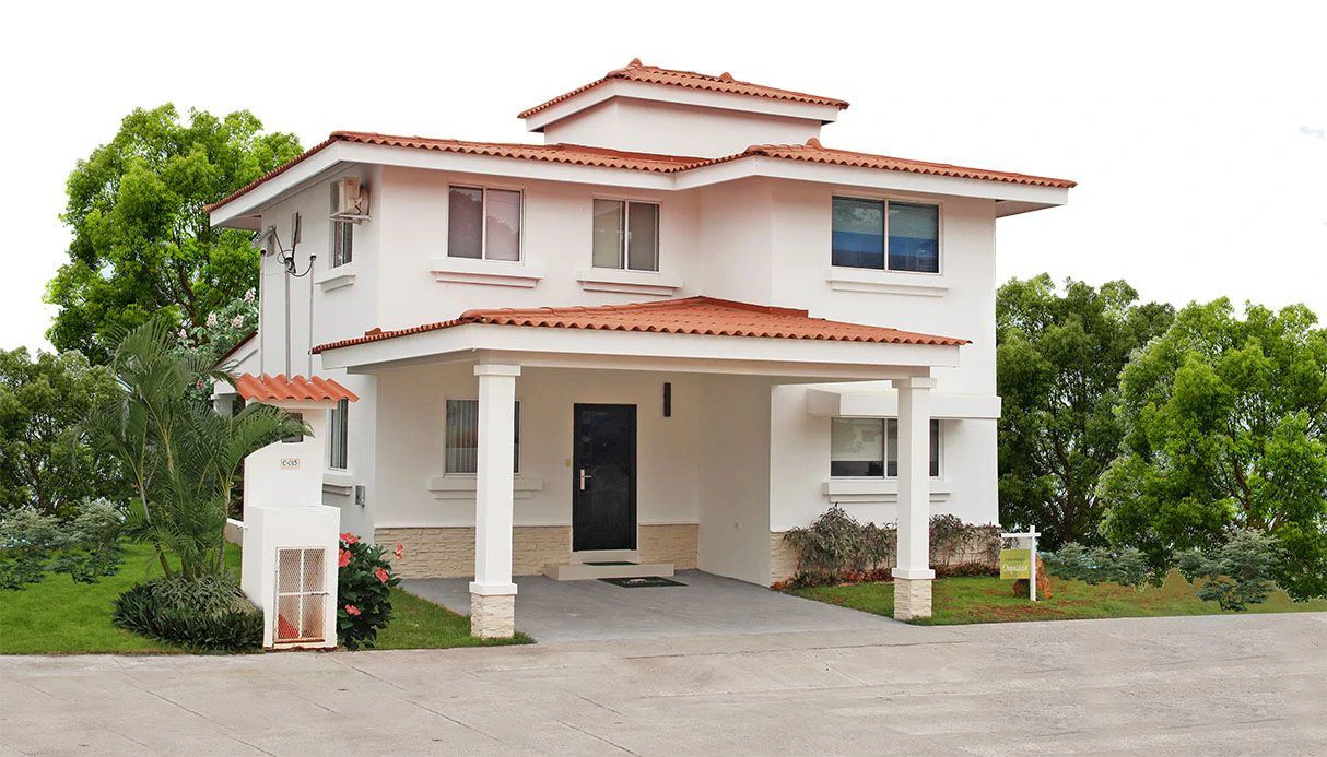 Beautiful House for Sale in Arraijan, gated residential community bioclimatic architecture and a forest reserve.