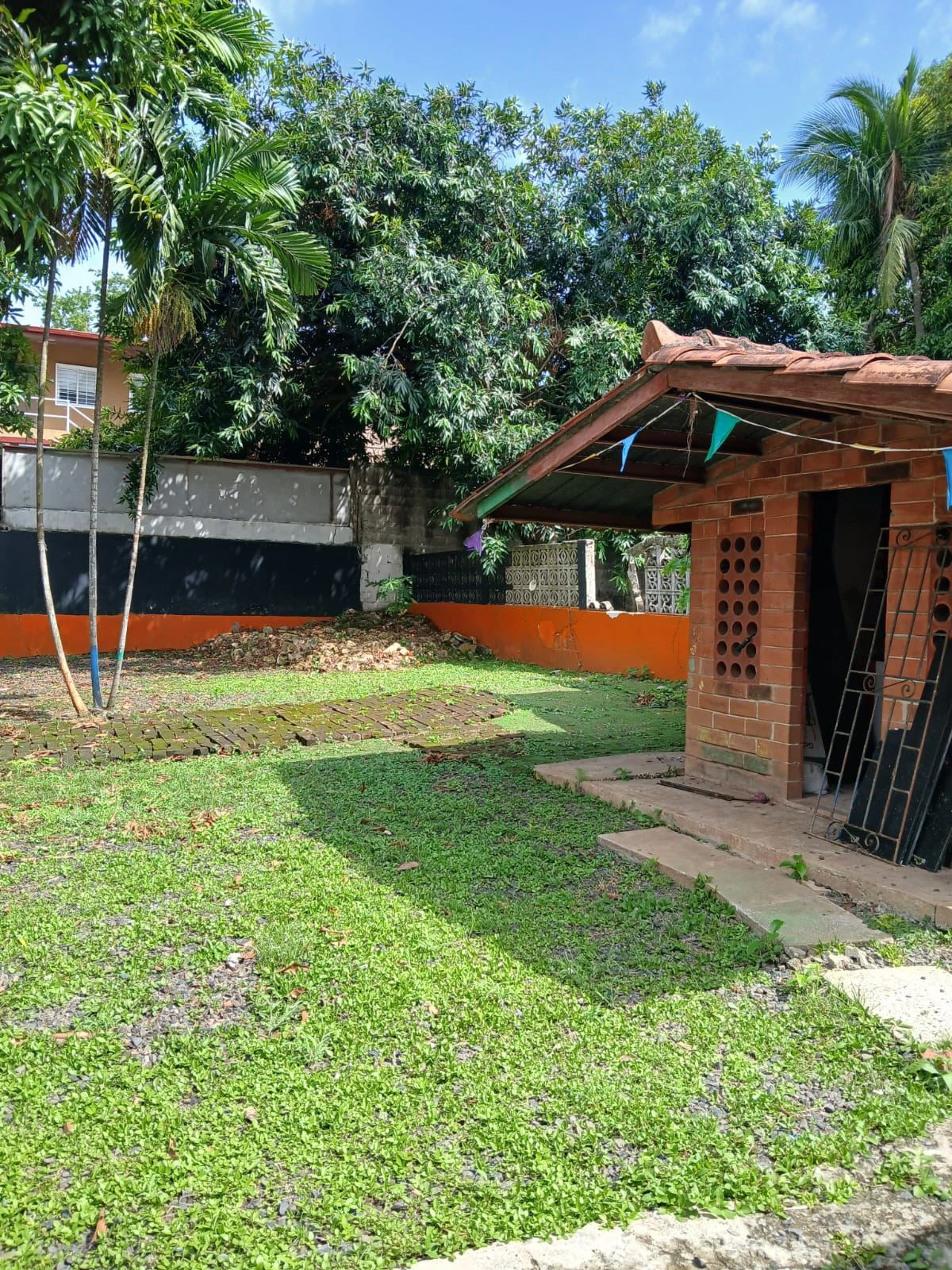 House for Sale in Bethania | Strategic Location with Exceptional Investment Potential - photo 24