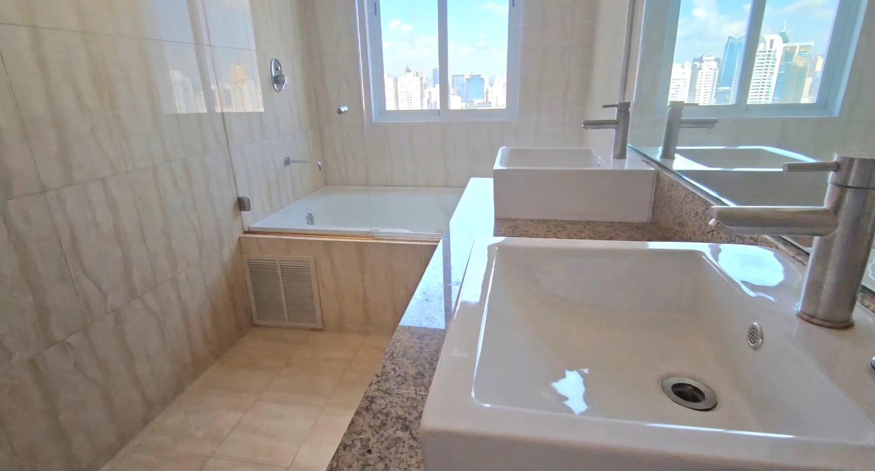 Apartment for sale in San Francisco - photo 17