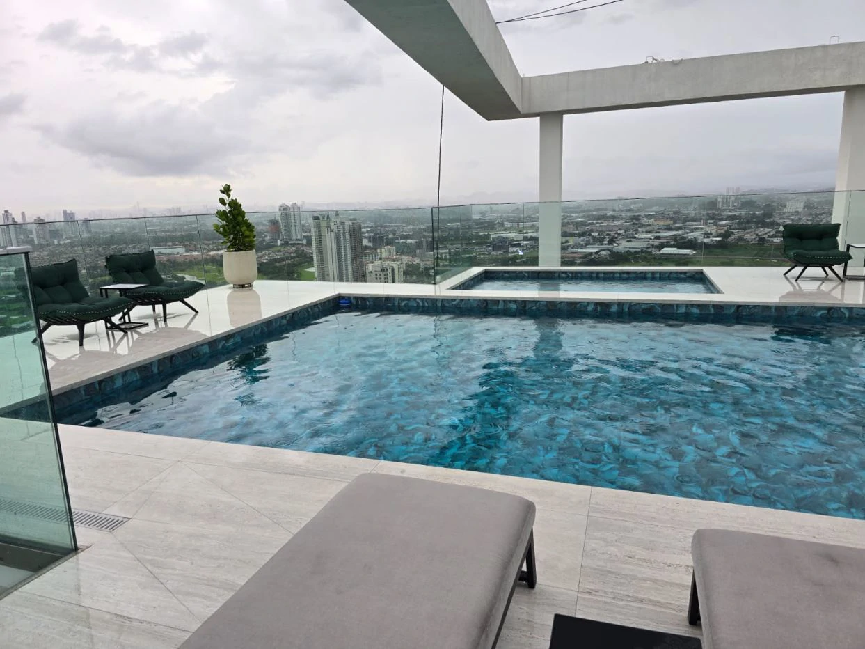 Luxury Penthouse for Sale at The Ivy Tower – Santa María - photo 4