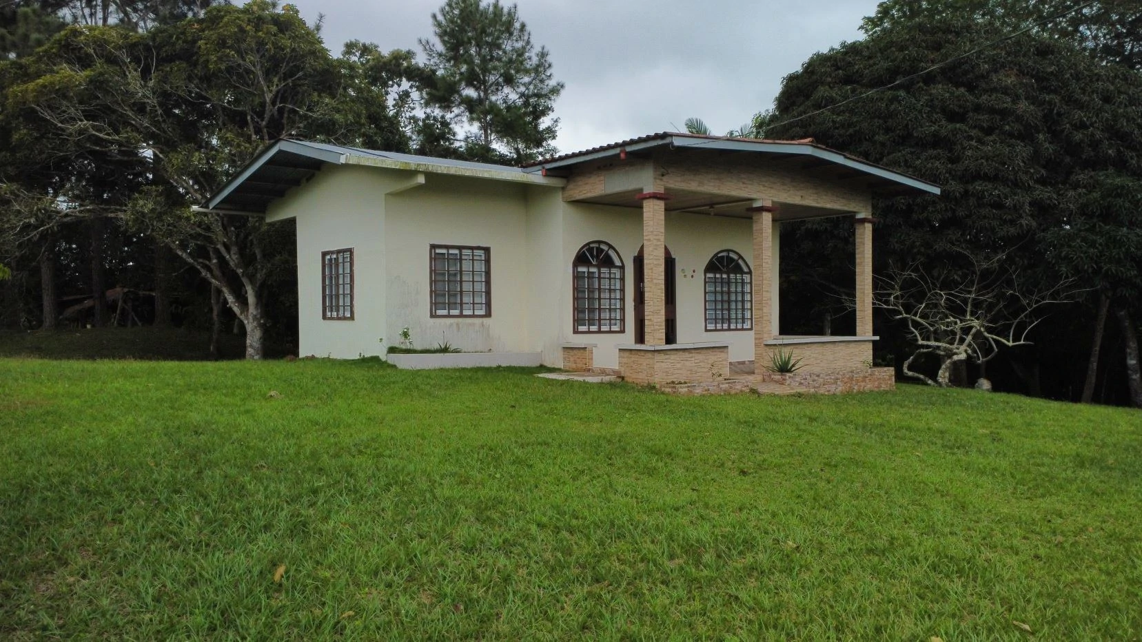 Land for Sale with Country Home in Chorrera – Near Panama City - photo 4