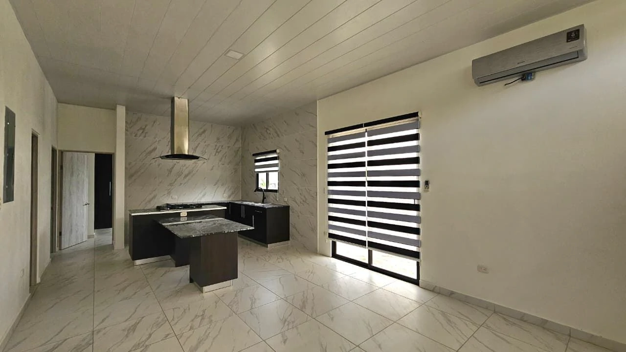 BRAND-NEW HOMES IN SANTIAGO DE VERAGUAS – PH JARDINES ESPINO DE LA ROSA - photo 5