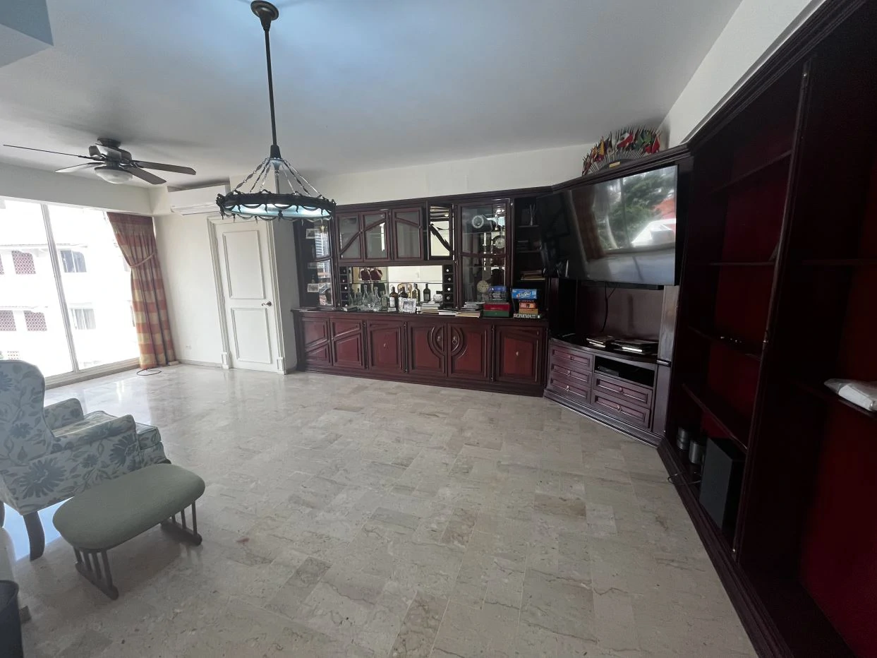 Exclusive Apartment for sale in Torre La Cresta - photo 9