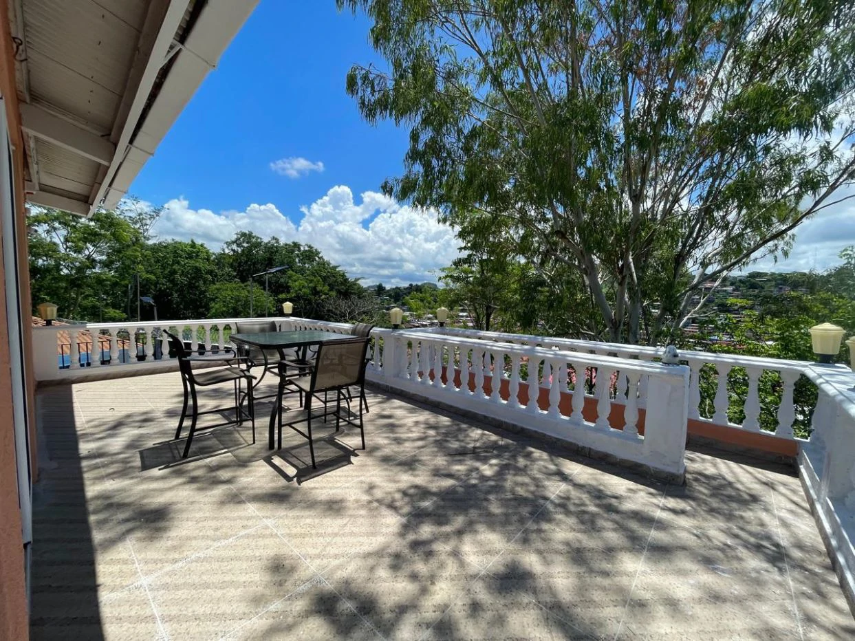 House for Sale – El Doral Altos del Bosque - photo 6