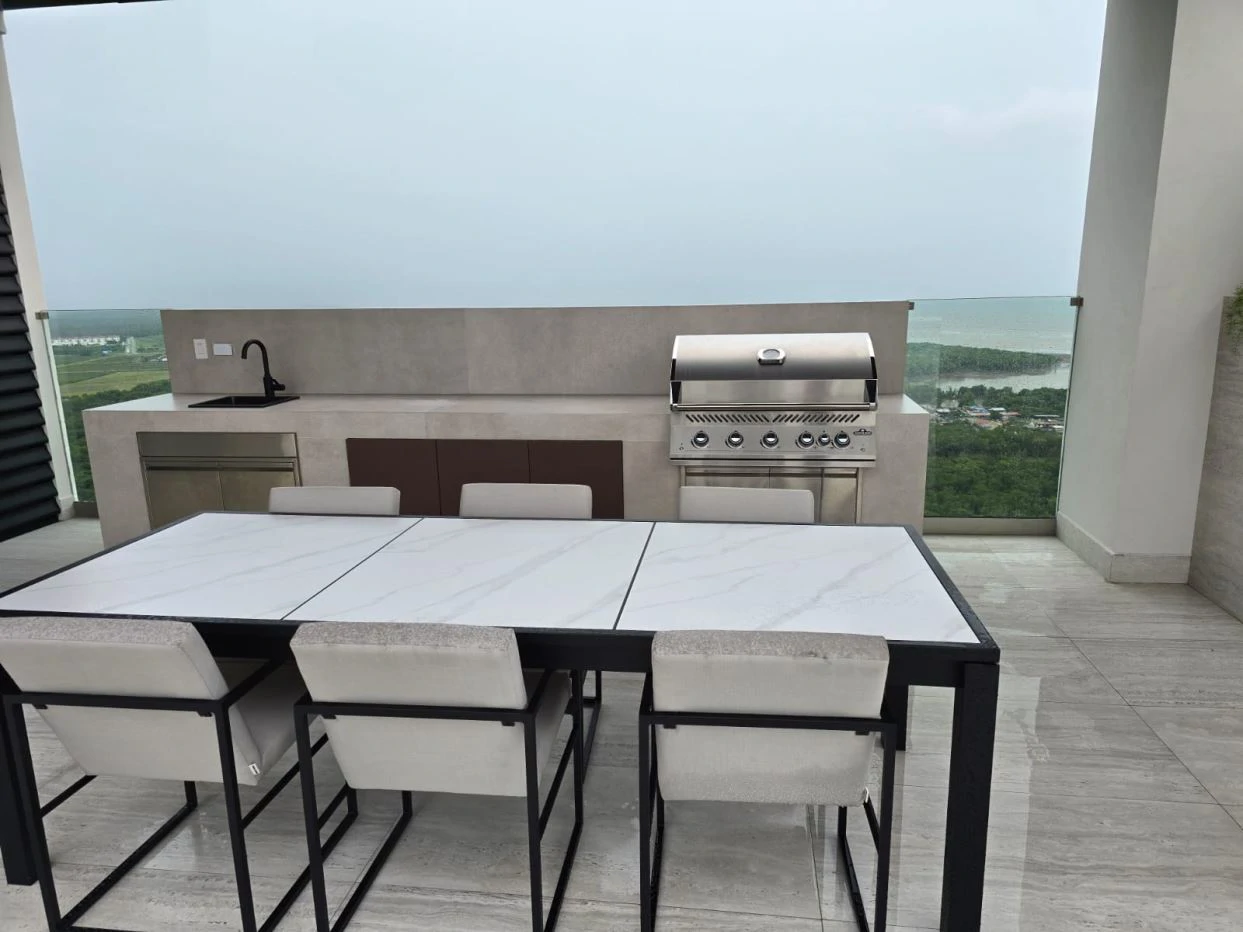 Luxury Penthouse for Sale at The Ivy Tower – Santa María - photo 14
