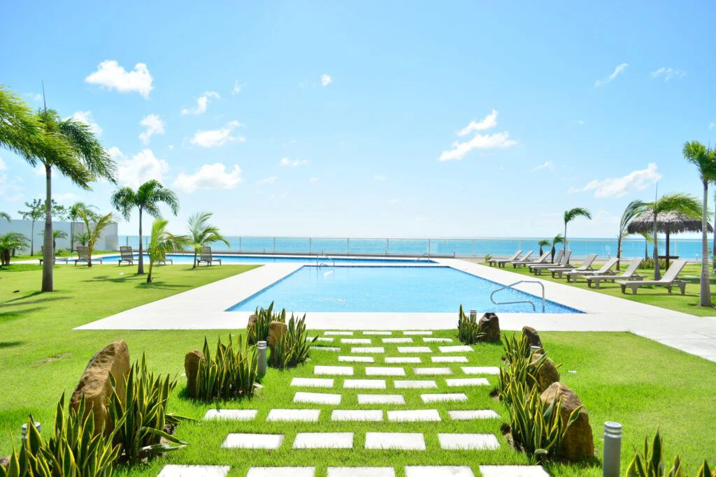 Apartments for Sale at Royal Palm – Oceanfront - photo 5